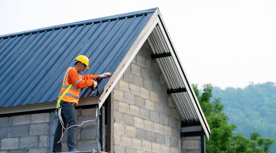 Professional Flat Roofing Installation in Vanndale, AR
